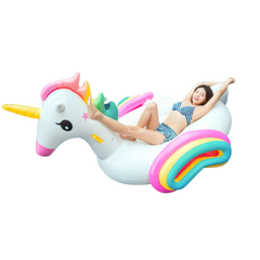 Bouée Géante <br> Licorne Multi-Couleur